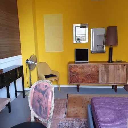 Eclettica A Pochi Metri Dal Mare